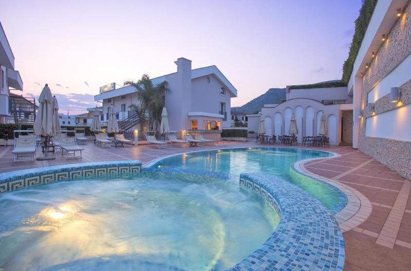 Virgilio Grand Hotel سبرلونغا المظهر الخارجي الصورة